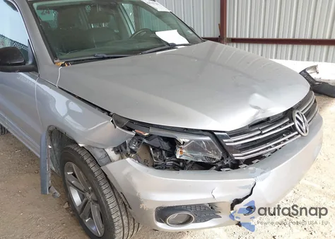 2017 Volkswagen Tiguan 2.0T Sport из США, поврежденный, VIN WVGTV7AX5HK016595